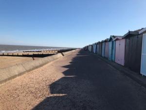 photo 6 of Beach hut 291 Low wall for hire Frinton-on-Sea