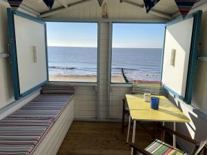 photo 3 of Beach hut Seaclusion  for hire Frinton-on-Sea